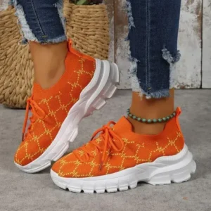 Whataoffers Women Fashion Plus Size Casual Flying Woven Lace-Up Round Toe Sneakers